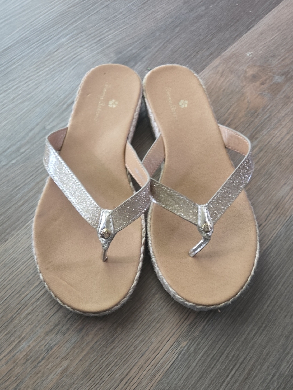 Tommy Bahama Gold Thong Sandals
